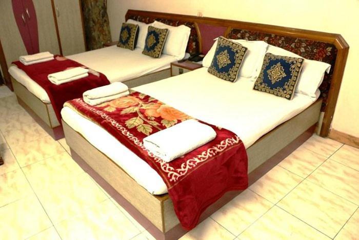 Hotel Maharaja Continental - Нью-Дели Экстерьер фото