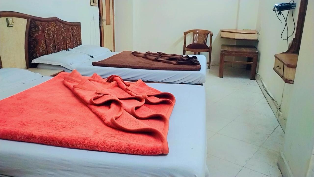 Hotel Maharaja Continental - Нью-Дели Экстерьер фото